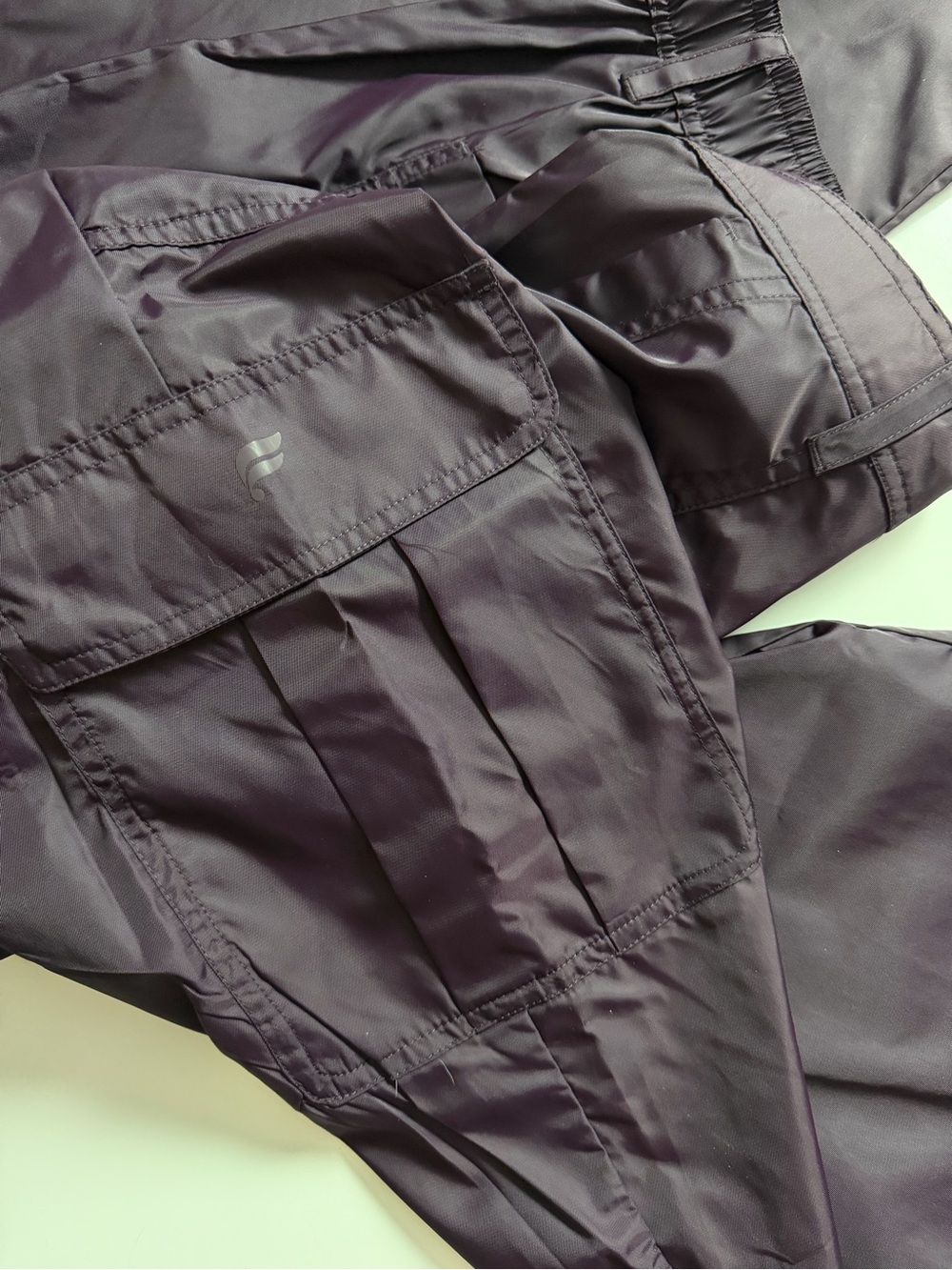 NWT Fabletics Cargo Wide Leg Pants, Deep Plum Purple, Size M - Picture 4 of 5